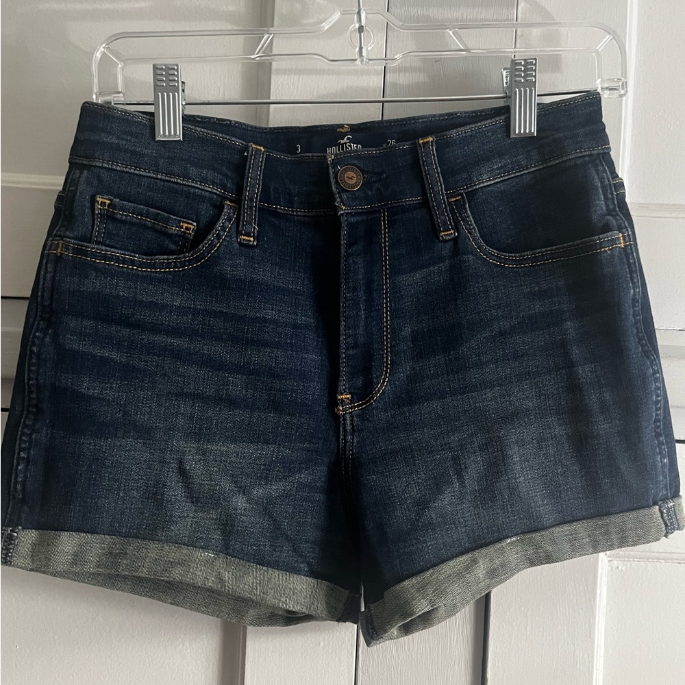 Hollister High-rise shorts, size 3